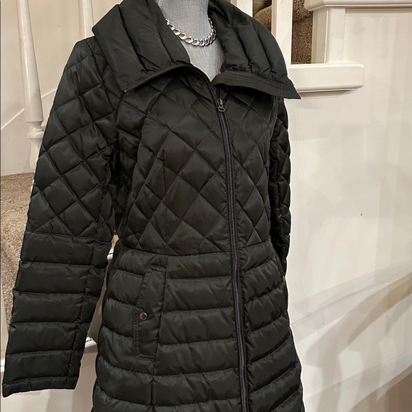 NWOT. Vince camuto down jacket - Picture 3 of 9